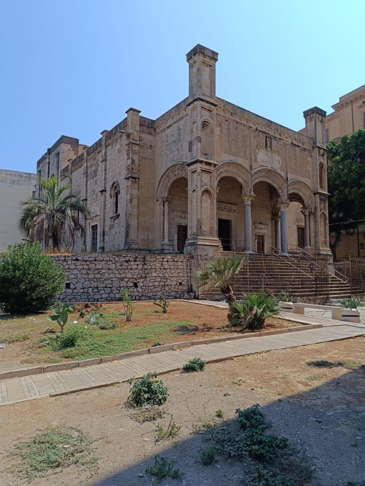 La Dimora Della Kalsa Apartment Palermo Bagian luar foto